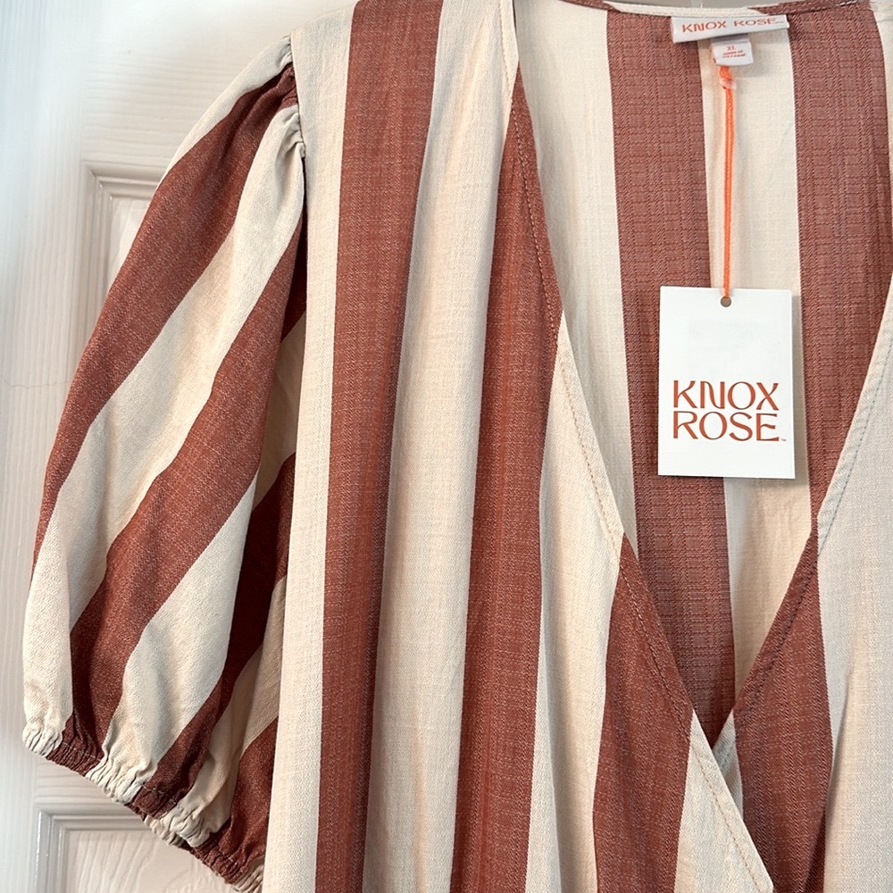 Knox Rose wrap midi dress - Picture 3 of 11